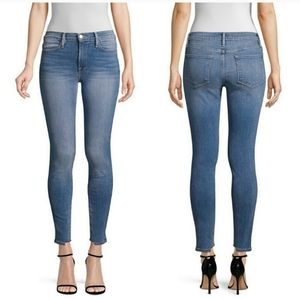 NWT Frame Denim Le High Skinny High Rise Light Wash Staggered Hem Cheeky Size 24